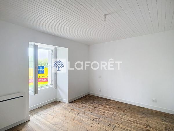 Location maison Azay-sur-Thouet - 2 pièce(s) - 36 m² - 410 €/mois