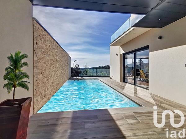 Maison à vendre 7 pièces 235 m² Nîmes