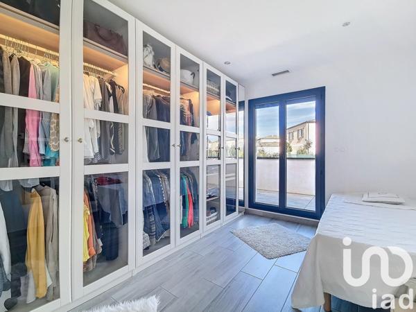 Maison à vendre 7 pièces 235 m² Nîmes