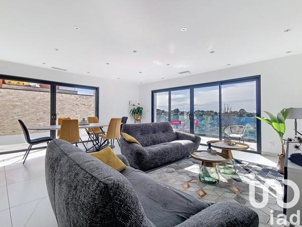 Maison à vendre 7 pièces 235 m² Nîmes