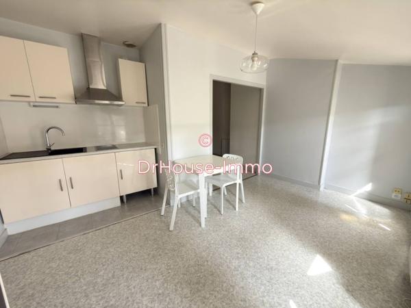 Immeuble à vendre 10 pièces de 500 m²