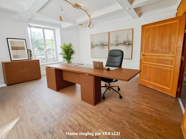 locaux commerciaux / appartement / maison 145 m2