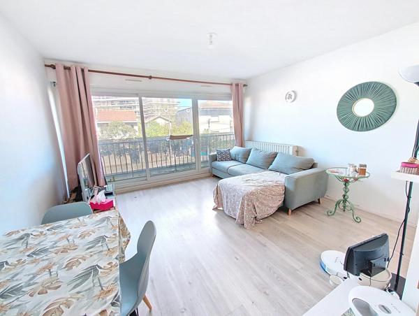 À vendre – Charmant T2 de 44 m² à Bordeaux Caudéran