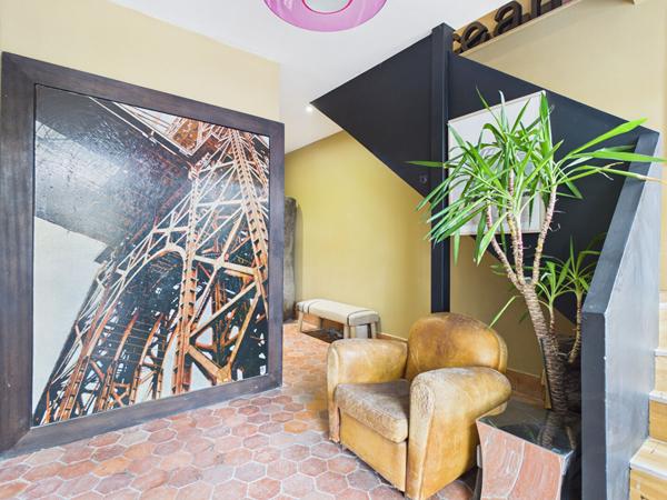 Appartement 6 pièces 182.85 m2