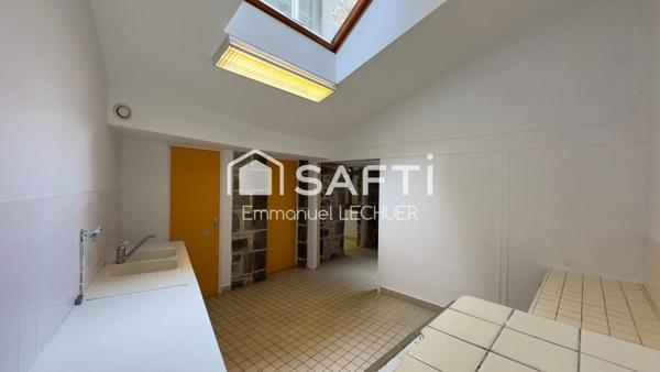 Local Professionnel dans l'hyper centre de Saint-Brieuc et Marché de Saint-Brieuc