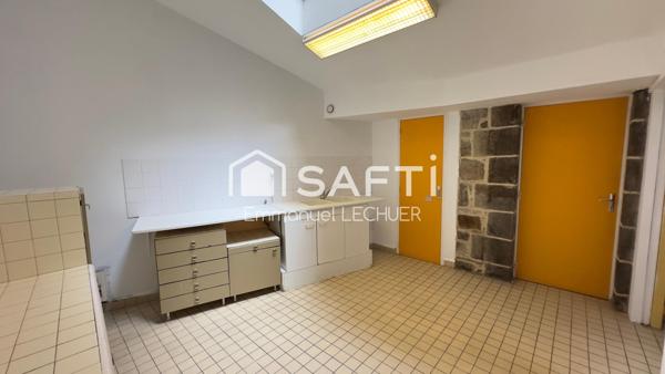 Local Professionnel dans l'hyper centre de Saint-Brieuc et Marché de Saint-Brieuc