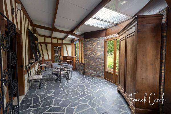 Authentique chaumière de 170 m² au charme normand, idéale pour projet familial ou chambres d’hôtes
