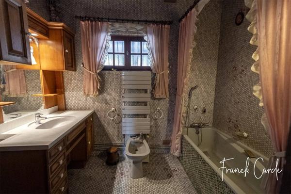 Authentique chaumière de 170 m² au charme normand, idéale pour projet familial ou chambres d’hôtes