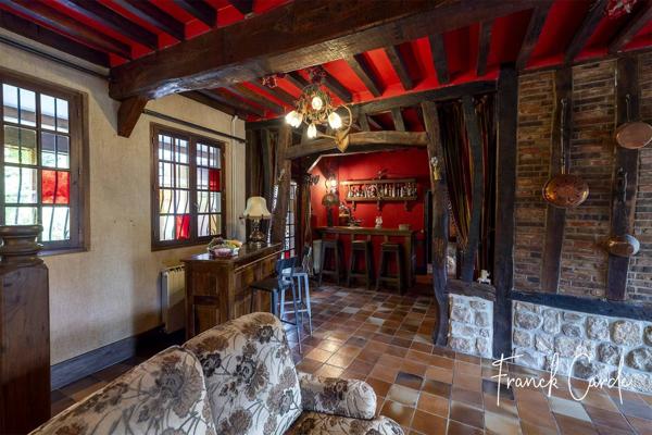 Authentique chaumière de 170 m² au charme normand, idéale pour projet familial ou chambres d’hôtes