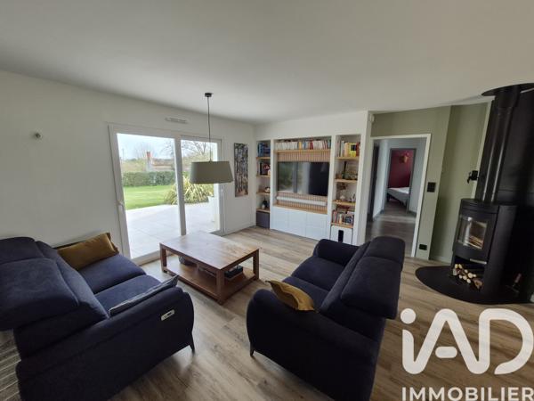 Maison à vendre 7 pièces 152 m² Saint-Christophe-sur-Roc