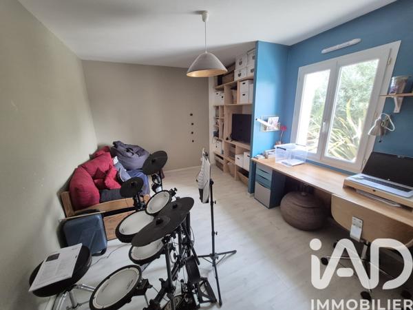Maison à vendre 7 pièces 152 m² Saint-Christophe-sur-Roc