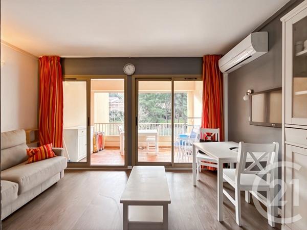 Appartement T2 à vendre  2 pièces - 31,75 m2 SANARY SUR MER - 83