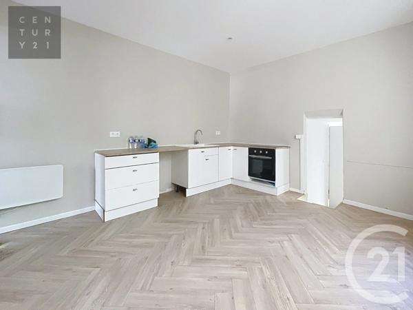 Appartement F4 à vendre  4 pièces - 68,70 m 2   TROYES  - 10
