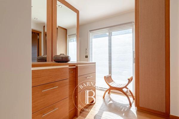 Annecy, Propriété 4 Chambres -  316 m² à vendre