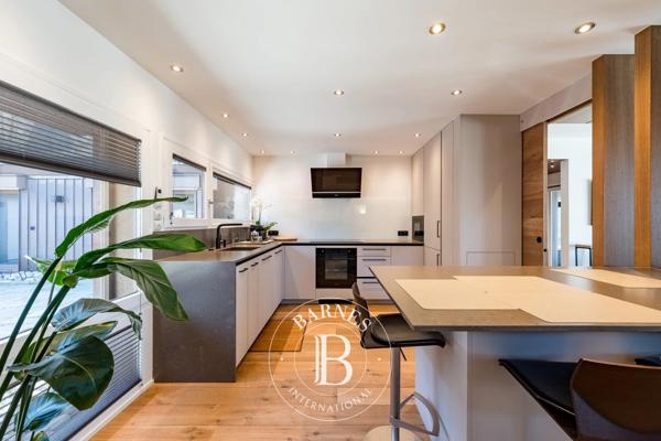 Annecy, Propriété 4 Chambres -  316 m² à vendre