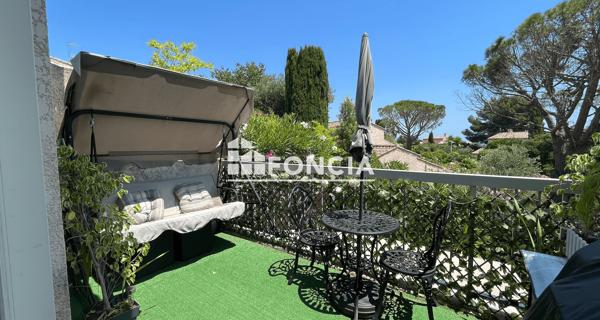 Location Studio meublé 30.63 m² - Roquebrune-sur-argens 83380