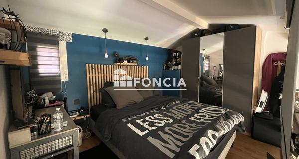 Location Studio meublé 30.63 m² - Roquebrune-sur-argens 83380