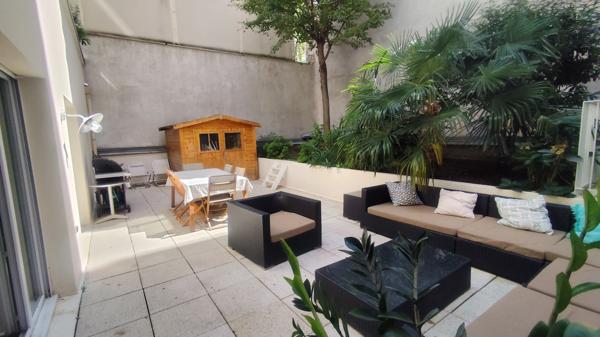 Paris (75015) 3 pièces avec terrasse et jardin – Cadre de vie exceptionnel – Paris 15e
