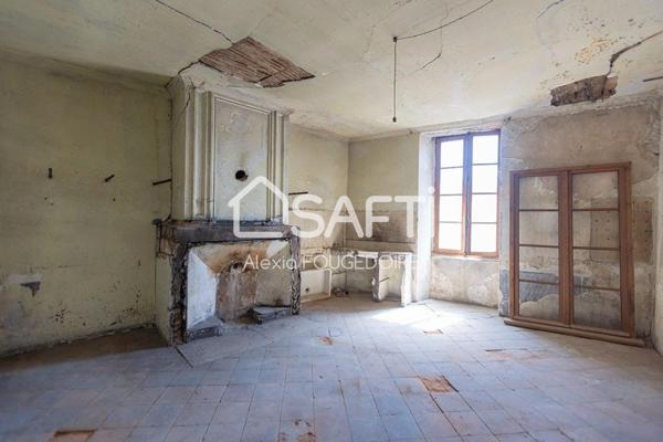 Appartement avec 2 plateaux à réhabiliter