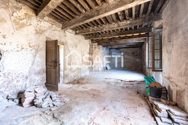 Appartement avec 2 plateaux à réhabiliter