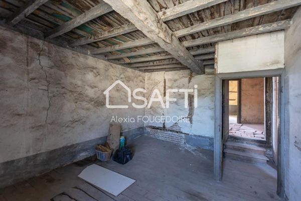 Appartement avec 2 plateaux à réhabiliter