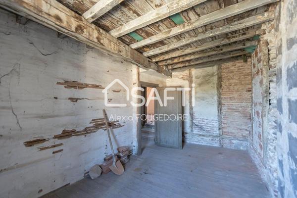 Appartement avec 2 plateaux à réhabiliter