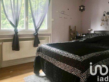 Maison 5 pièces de 182 m² à Bourgoin-Jallieu (38300)