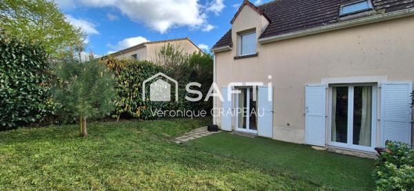 Maison individuelle, non mitoyenne avec 3 chambres, garage sans travaux.