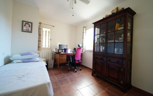 Maison à vendre    5 pièces •  Durban-Corbières