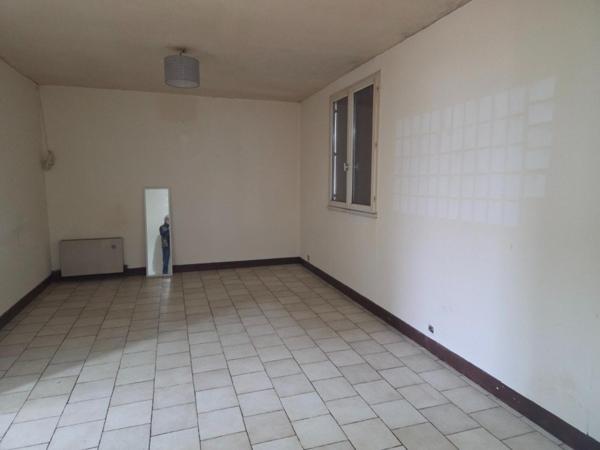 Pavillon de plain pied sur beau terrain