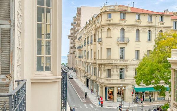 Appartement à vendre    3 pièces • 41,52 m2 Nice