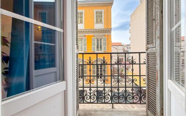 Appartement à vendre    3 pièces • 41,52 m2 Nice