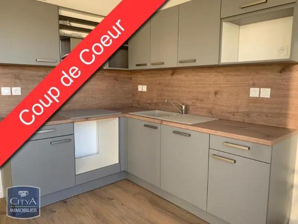 Appartement à louer 3 pièces 63.72m² Grans (13450)