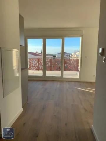 Appartement à louer 3 pièces 63.72m² Grans (13450)