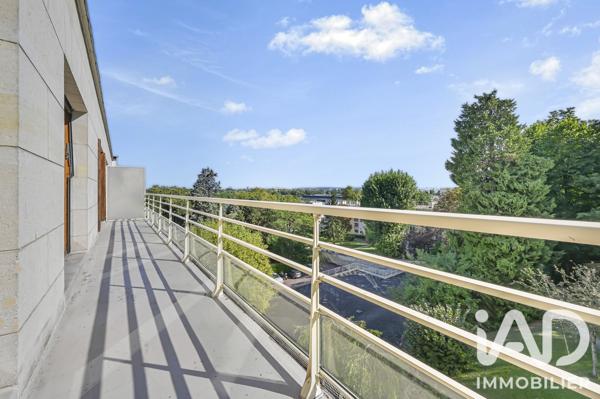 Appartement à vendre 6 pièces 121,3 m² Bougival