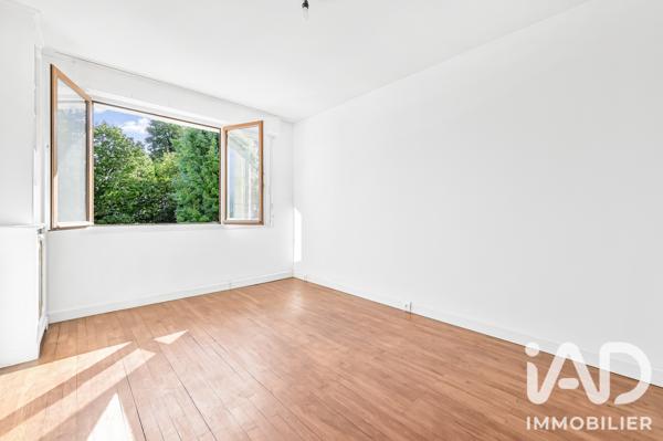 Appartement à vendre 6 pièces 121,3 m² Bougival