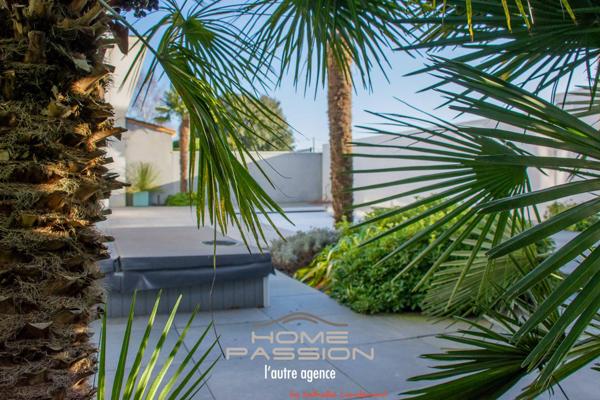 ST PALAIS/MER - VILLA AUX LIGNES CONTEMPORAINES