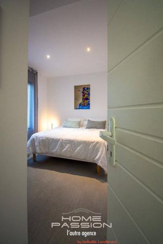 ST PALAIS/MER - VILLA AUX LIGNES CONTEMPORAINES