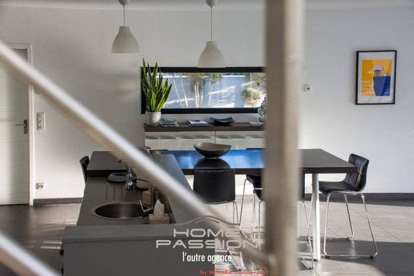 ST PALAIS/MER - VILLA AUX LIGNES CONTEMPORAINES