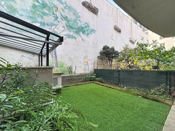 APPARTEMENT REZ-DE-JARDIN - 42 m² + JARDIN PRIVATIF - ACCÈS PMR - PARIS 18e / JULES JOFFRIN