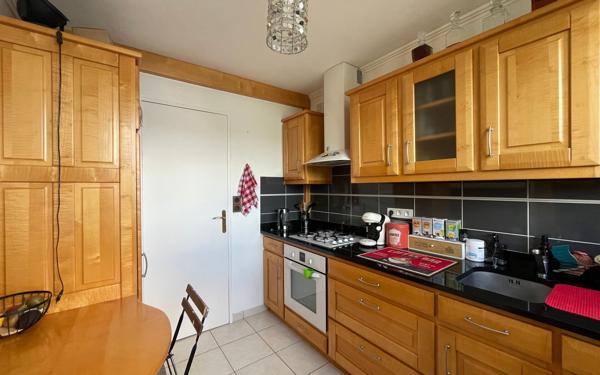Appartement à vendre    3 pièces • 66,69 m2 Brest