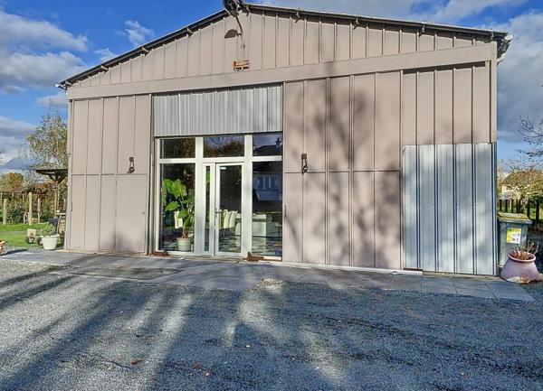 Maison à vendre    5 pièces •  Vendat