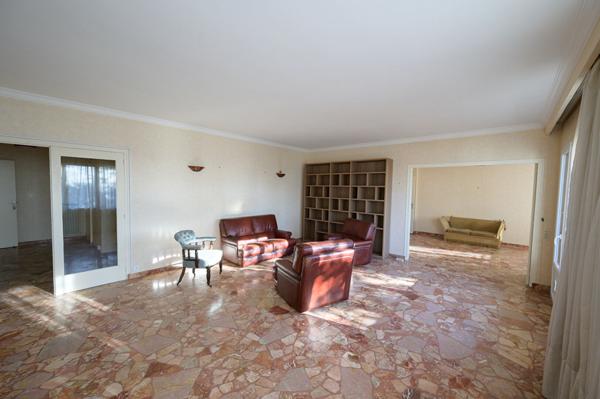 Appartement à Fontenay Sous Bois en limite de Vincennes 5 /6 pièces