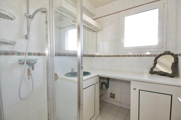 Appartement à Fontenay Sous Bois en limite de Vincennes 5 /6 pièces