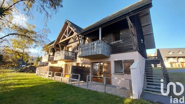 Appartement 3 pièces de 35 m² à SUPER BESSE (63610)