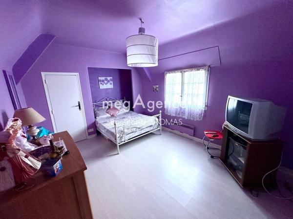 Maison à SAINT-ETIENNE-EN-COGLES, 35460 - 6 pièces 151m²