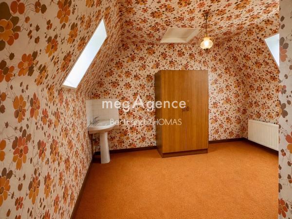 Maison à SAINT-ETIENNE-EN-COGLES, 35460 - 6 pièces 151m²
