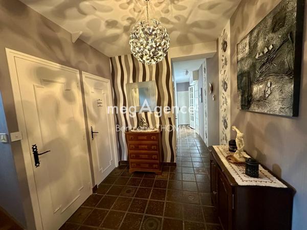 Maison à SAINT-ETIENNE-EN-COGLES, 35460 - 6 pièces 151m²