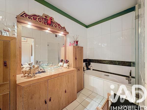 Appartement à vendre 4 pièces 83 m² Carrières-sur-Seine