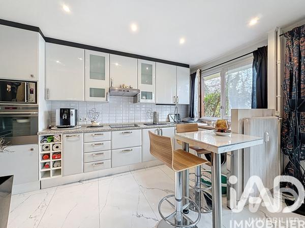 Appartement à vendre 4 pièces 83 m² Carrières-sur-Seine